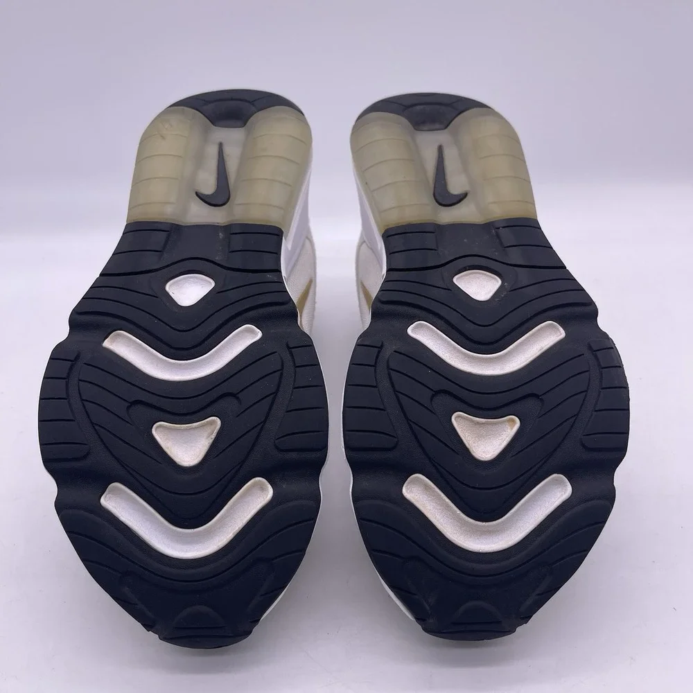 Nike Air Max 200 AT6175-102 Women's Size 10 Running Shoes 'White Metallic Gold'